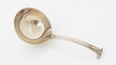 Lot 207 - A George III silver caddy spoon
