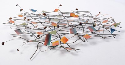 Lot 191 - A large contemporary abstract wall sculpture