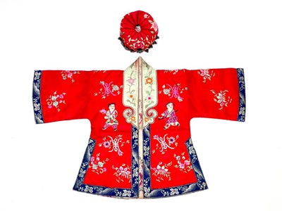 Lot 1127 - A late Qing Chinese Han child's auspicious robe and hat