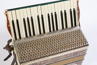 Lot 33 - A Hohner Verdi II piano accordion
