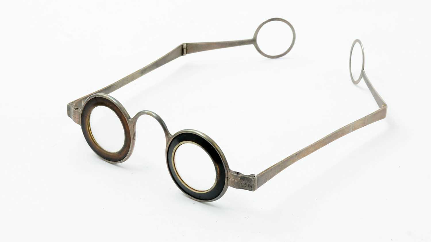 Lot 179 - A pair of late 18th Century silver Martin's Margins eyeglasses or spectacles