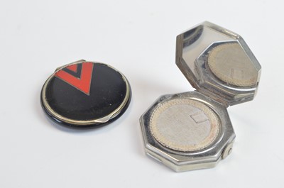 Lot 36 - Early 1920s loose powder dispensing compacts