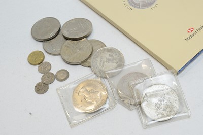 Lot 153 - A selection of silver and other coins and banknotes