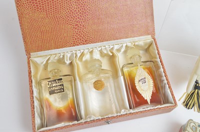 Lot 154 - Late 1920s and 1930s perfumes