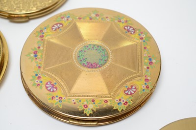 Lot 92 - 1940s pressed and loose powder compacts