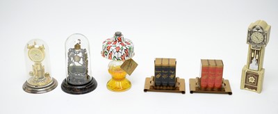 Lot 172 - 1920s and 1930s perfume novelties