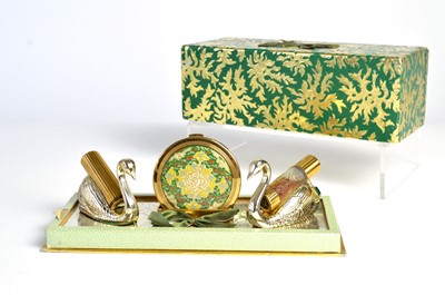 Lot 188 - A 1952 Coty "Cignet Trio" presentation gift set for the perfume "Emeraude"