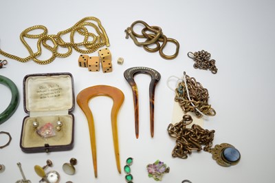Lot 127 - A selection of jewellery