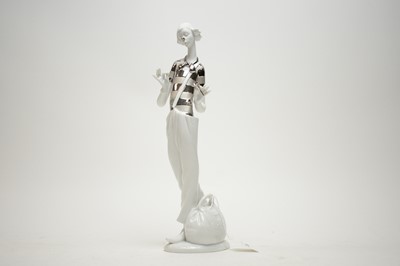 Lot 735 - A Lladro porcelain figure.