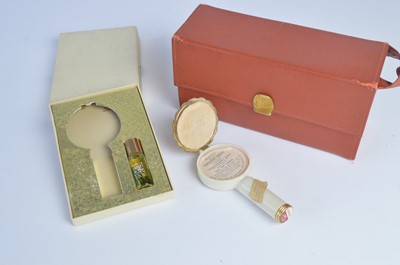 Lot 117 - 1930s and later Coty compacts and beauty products