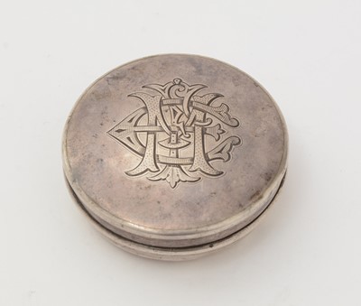 Lot 92 - A Victorian silver collapsible travelling beaker