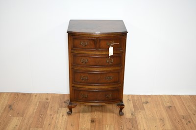Lot 29 - An mid 20th Century Georgian style bowfront chest of drawers