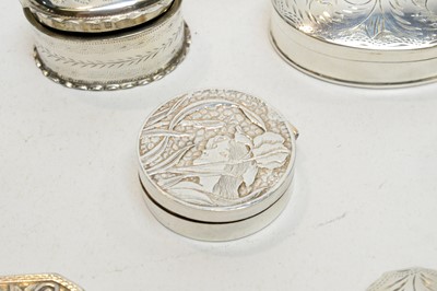Lot 110 - A collection of silver boxes
