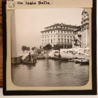 Lot 29 - A collection of early 20th Century Magic Lantern slides relating to Italy