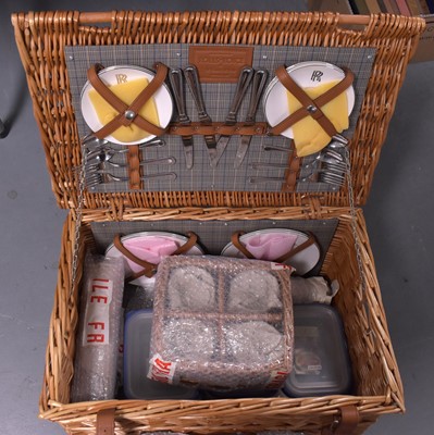Lot 518 - A Rolls-Royce picnic basket, by W. Gadsby & Son
