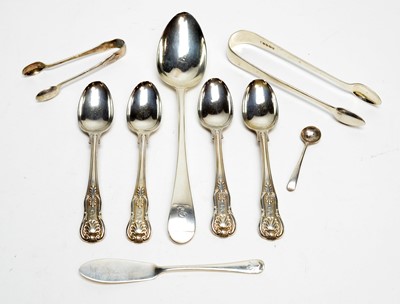 Lot 206 - A selection of silverware
