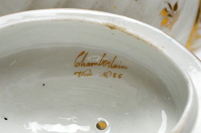 Lot 98 - A Chamberlain's part tea service and two Worcester Teacups