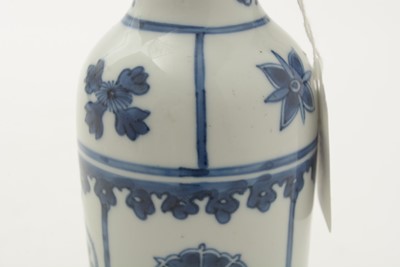 Lot 750 - Chinese small blue and white vase
