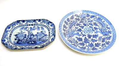 Lot 768 - Chinese blue and white export meat dish, and a small charger.
