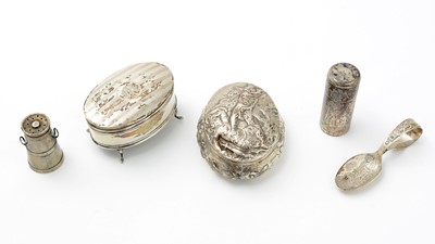 Lot 315 - A continental silver oval box, and other silver items