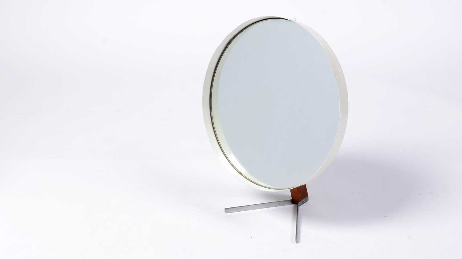Lot 106 - A retro vintage mid 20th Century adjustable toilet mirror