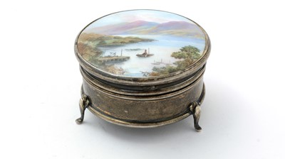 Lot 295 - A George V silver dressing table box