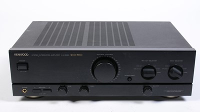 Lot 186 - A Kenwood Hi-Fi amplifier and two speakers