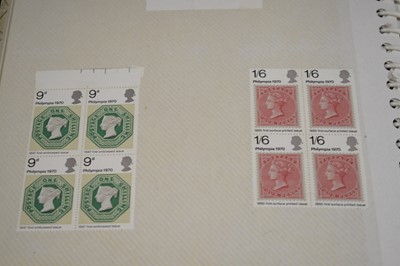 Lot 541 - A collection of stamps and First Day covers, both loose and in folders