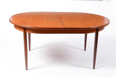 Lot 48 - G Plan- a retro vintage mid 20th Century teak extendable dining table and chairs