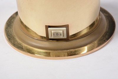 Lot 122 - Retro gilt metal desk lamp