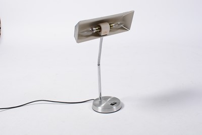 Lot 123 - A retro vintage industrial space age brushed metal desk lamp