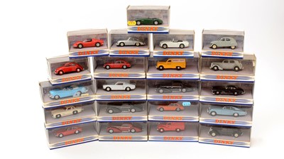 Lot 301 - A collection of Dinky Matchbox 1990's classic vehicles