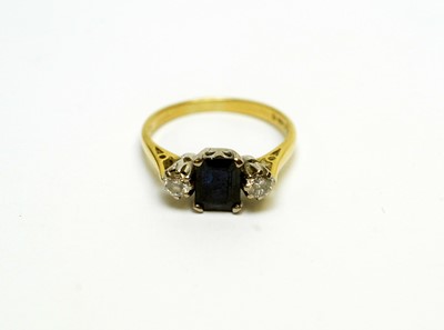 Lot 111 - A sapphire and diamond ring