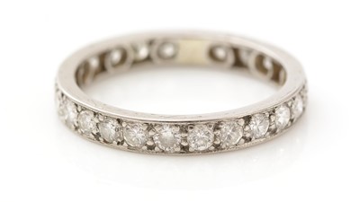 Lot 554 - A diamond eternity ring