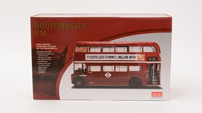 Lot 449 - Sunstar highly detailed 1:24 scale diecast model replica of the Routemaster RMC Bus