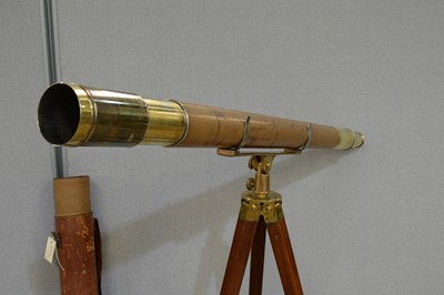 Lot 166 - A large 19th Century Victorian two draw brass and Leather telescope by Whyte & Thomson