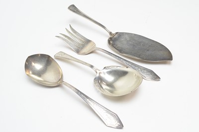 Lot 235 - A selection of American silverware