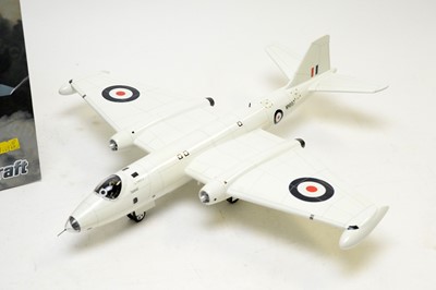 Lot 297 - Air Force 1 1:72 scale diecast model of a T-50 Fighter and a Bravo Delta model aircraft