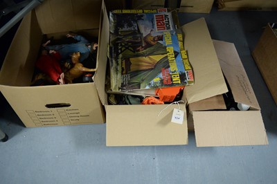 Lot 514 - A collection of Action Man model figures, accessories, and other items