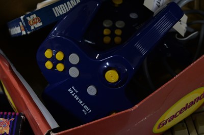 Lot 517 - ﻿A collection of vintage and other games and games consoles