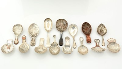 Lot 251 - Fifteen various Old Sheffield plated caddy spoons