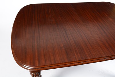 Lot 22 - A Victorian mahogany extending dining table