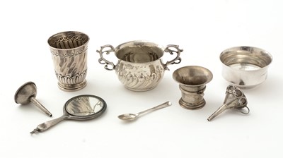Lot 39 - A small group of miniature silver pieces