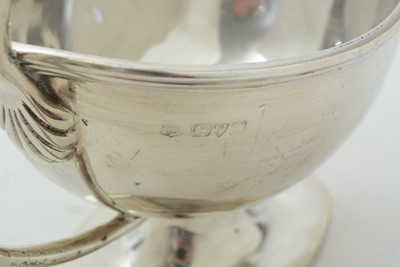 Lot 134 - A silver gravy or sauce boat