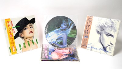 Lot 312 - 6 Madonna LPs and singles