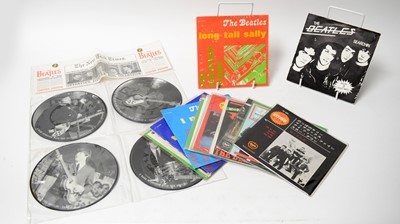 Lot 310 - 18 rare and collectable Beatles 7" EPs and singles, foreign pressings and unofficial pressings