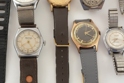 Lot 113 - A selection of manual wind wristwatches
