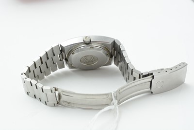 Lot 131 - Omega Megaquartz 32Khz steel cased wristwatch