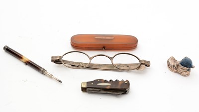 Lot 373 - A pair of Willian IV silver spectacles (lacking lenses); and other items