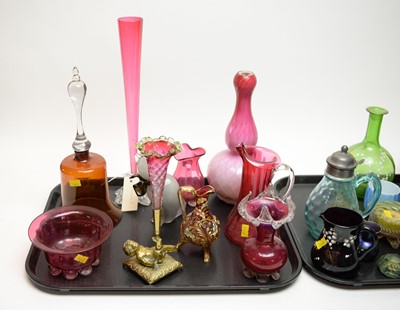 Lot 233 - A selection of coloured and art glass ware